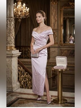 Talbot Runhof‎ Stretch Lilac Satin Off-the-Shoulder Gown 4